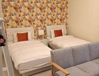 Standard Twin Room with Sofa