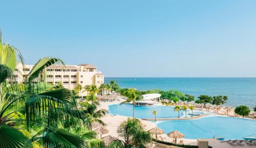 Premium Side Ocean View