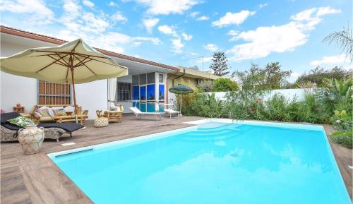 Five-Bedroom Holiday Home