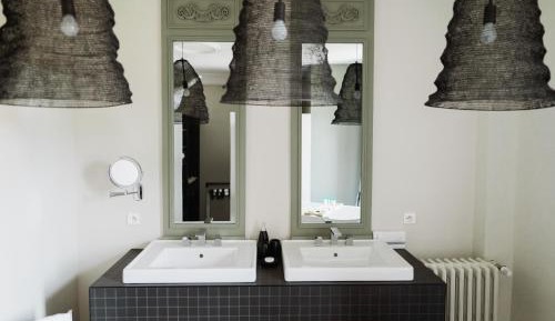 Deluxe Double Room with Bath