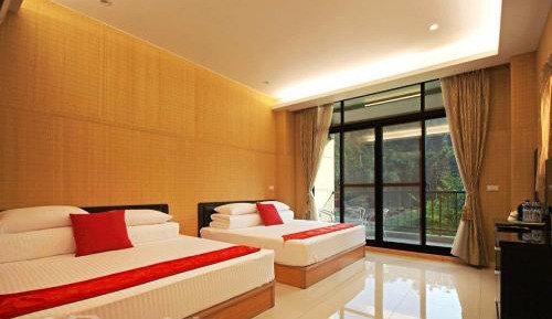 Quadruple Room with Balcony