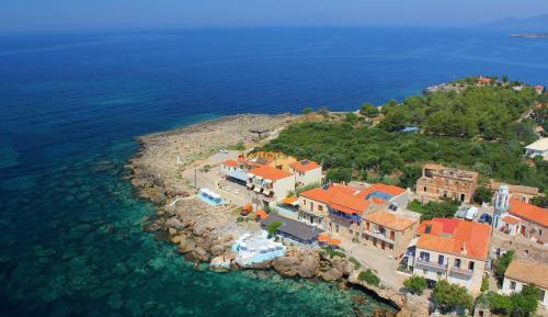 Double or Twin Room with Partial Sea View