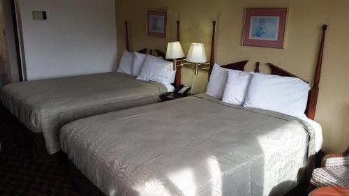 Double Room with Two Double Beds - Non-Smoking