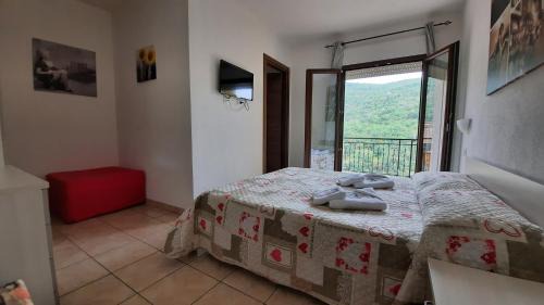Double or Twin Room with Bathroom