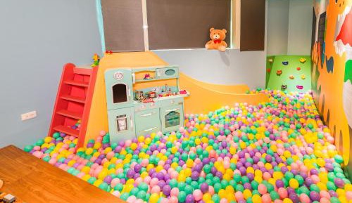 Standard Family Room