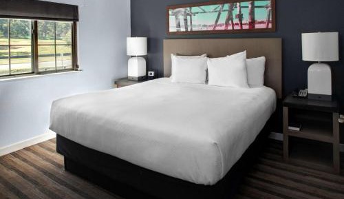 Two-Bedroom Suite