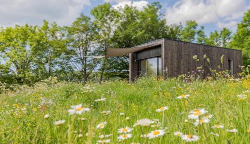 Cottage with Garden View