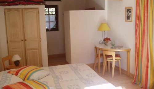 Double or Twin Room with Shower