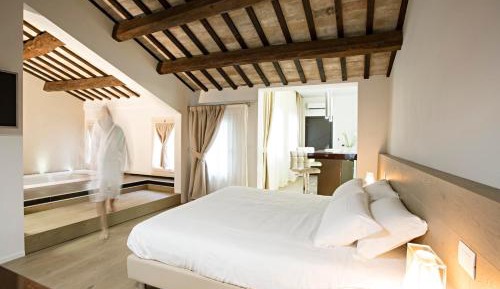 Suite with Spa Bath