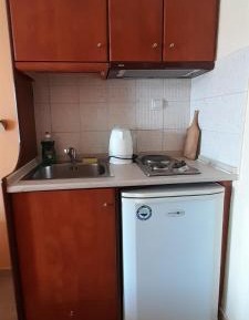 Studio (3 Adults)