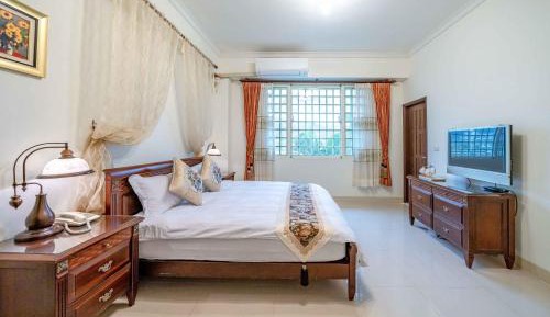 Double Room with Mountain View