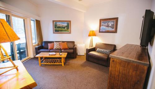 Junior Suite with Garden View