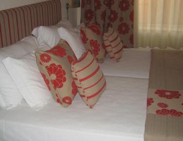 Economy Twin Room