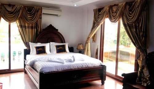 VIP Room with Balcony