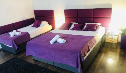 Apartment with Shower