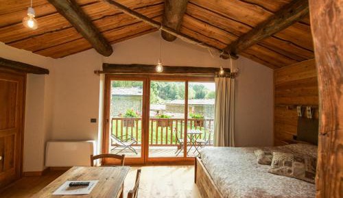 Family Room with Mountain View