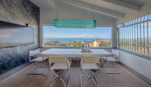 Superior One-Bedroom Apartment with Balcony