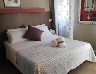 Double or Twin Room with Private Bathroom