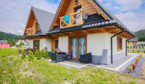 Three-Bedroom Townhouse