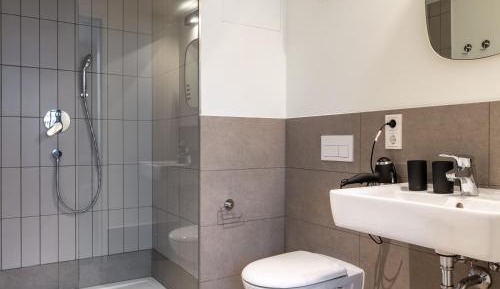 Single Suite