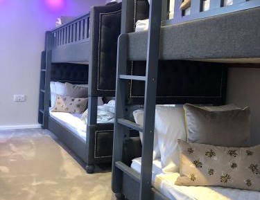 Suite with Hot Tub