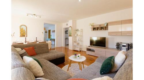 Three Bedroom holiday home 