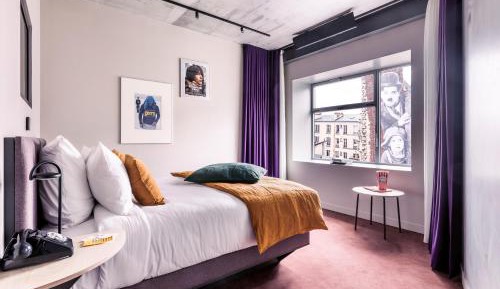Large Double Room Paradiso