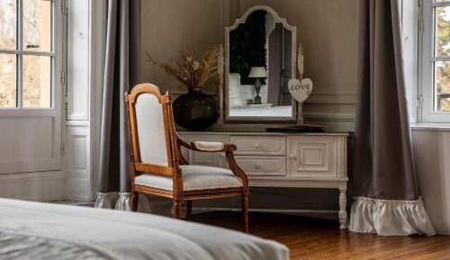 King Suite with Spa Bath