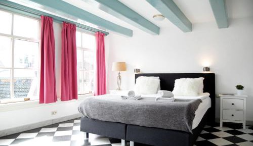 Deluxe Double Room with Bath