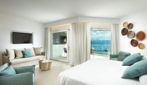 Suite with Private Pool