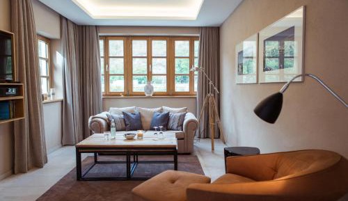 Suite with River View