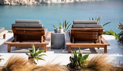 Three-Bedroom Villa with Sea View and Shared Pool