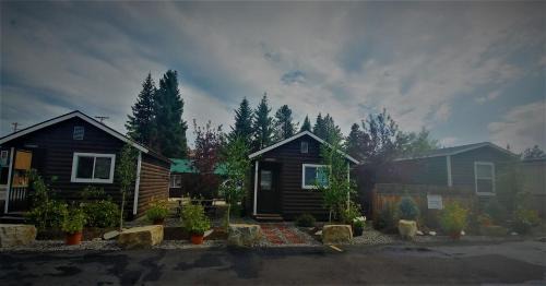 Cottage Cabin #2