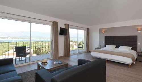 Junior Suite with Terrace