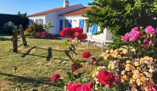 Holiday Home (6 Adults)
