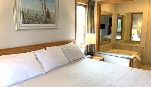 Superior King Suite
