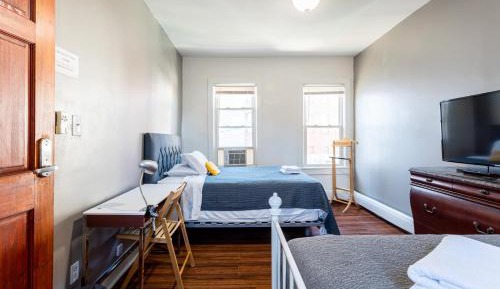 Double Room with Shared Bathroom