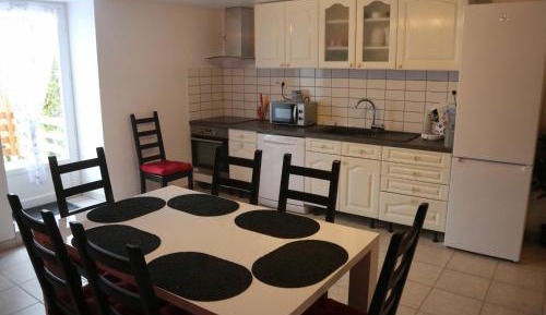 Holiday Home (6 Adults)