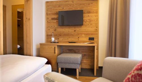 Standard Single Room with Balcony