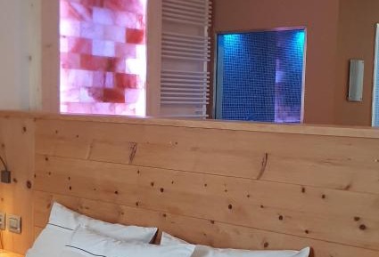 Suite with Turkish Bath