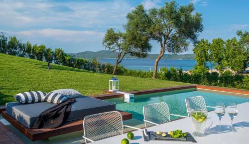 Presidential Villa with Private Pool & Garden
