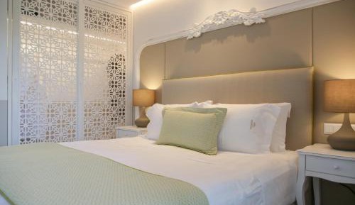 Deluxe Room with Sea View