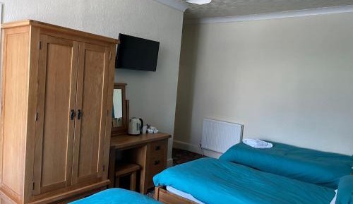 Basic Triple Room