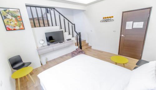 Quadruple Room with Terrace