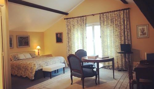 Deluxe Double Room with Castle View
