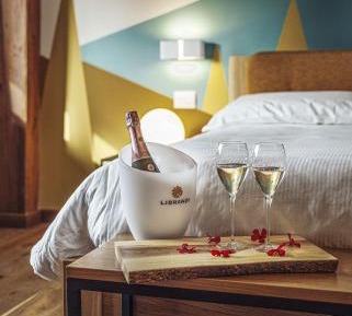 Double Room with Spa Bath
