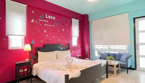 King Room with Mountain View