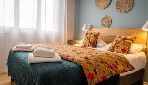 Double Room with Bath - Old City View