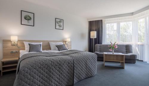 Deluxe Twin Room with Sofa