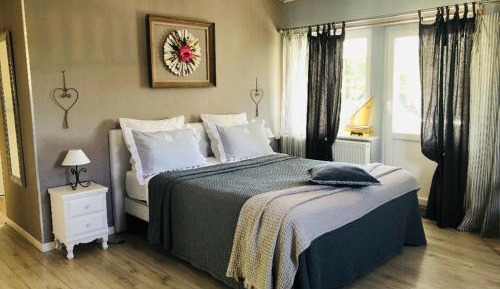 Queen Room with Balcony